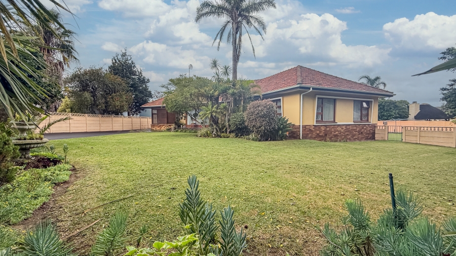 4 Bedroom Property for Sale in De La Haye Western Cape